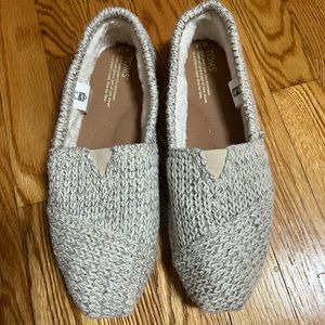 Tom’s slip on shoes